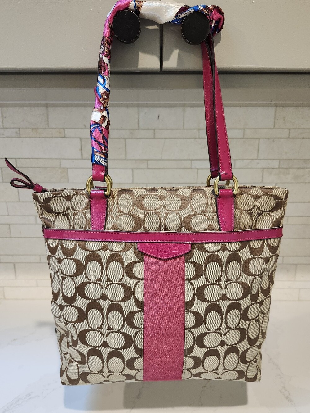 Coach 2014 Signature Stripe Gold/Khaki/Pink 12C Tote